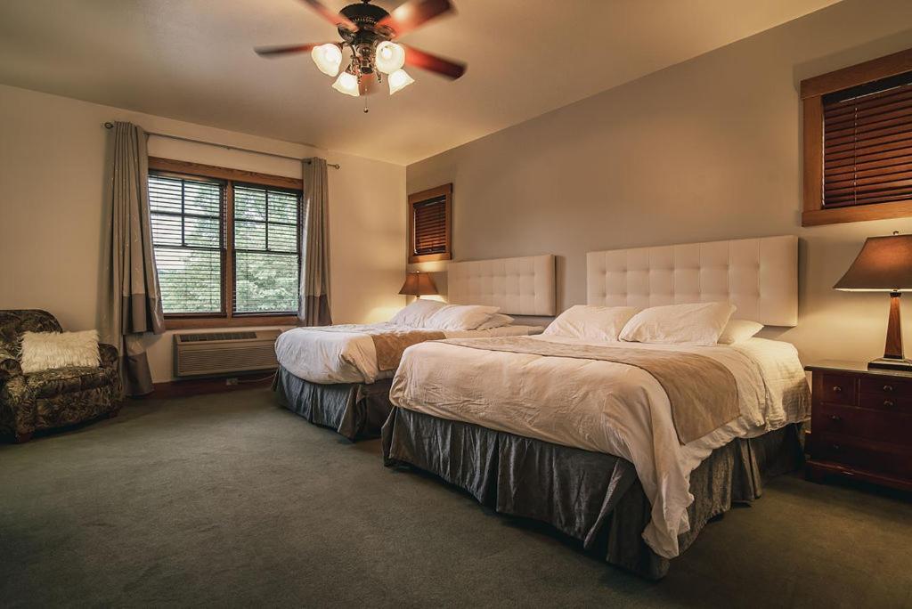 Nantahala Village Брайсън Сити Стая снимка